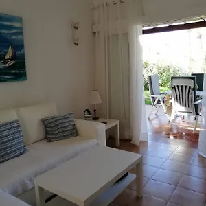 2 Bedroom Next Yumbo Center. Free Parking Ferienhaus